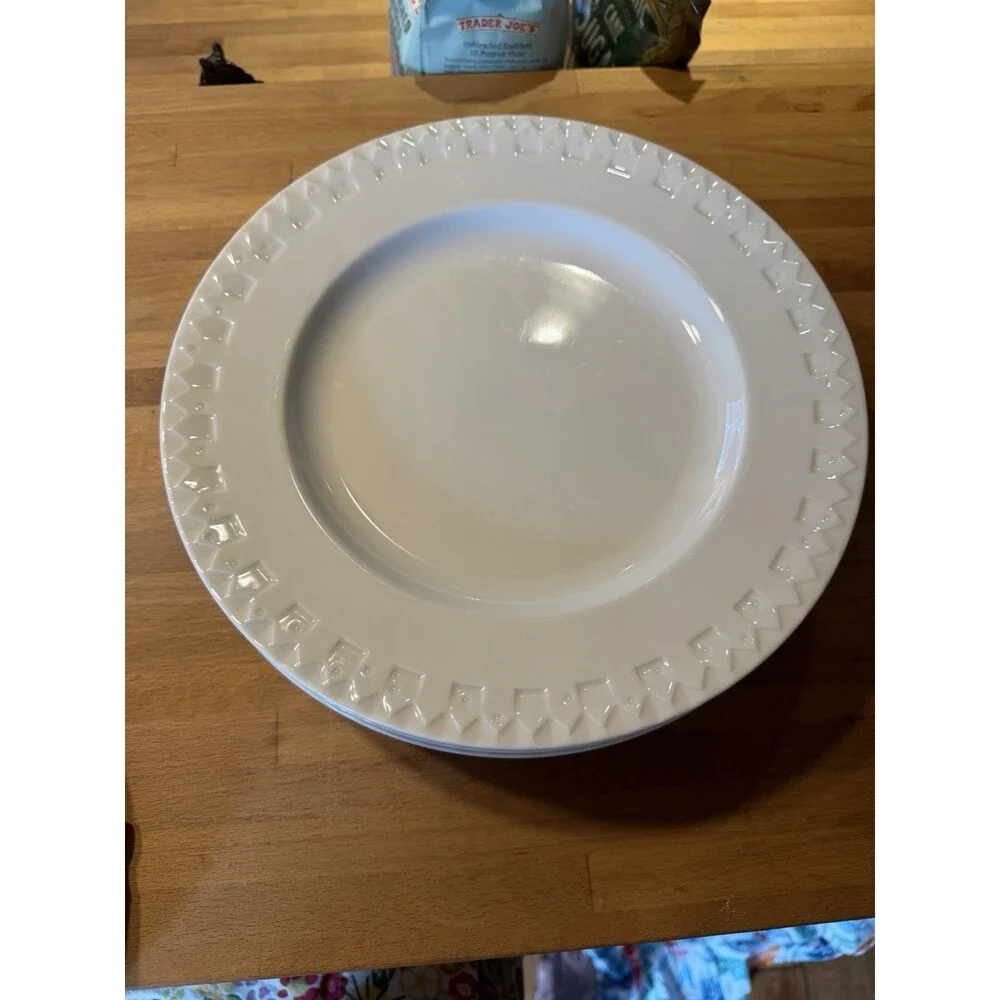 Crate&Barrel kathleen stylish